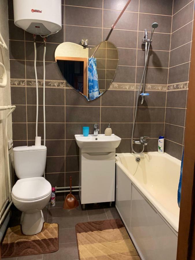 Apartament On Chernihivska 基輔 外观 照片
